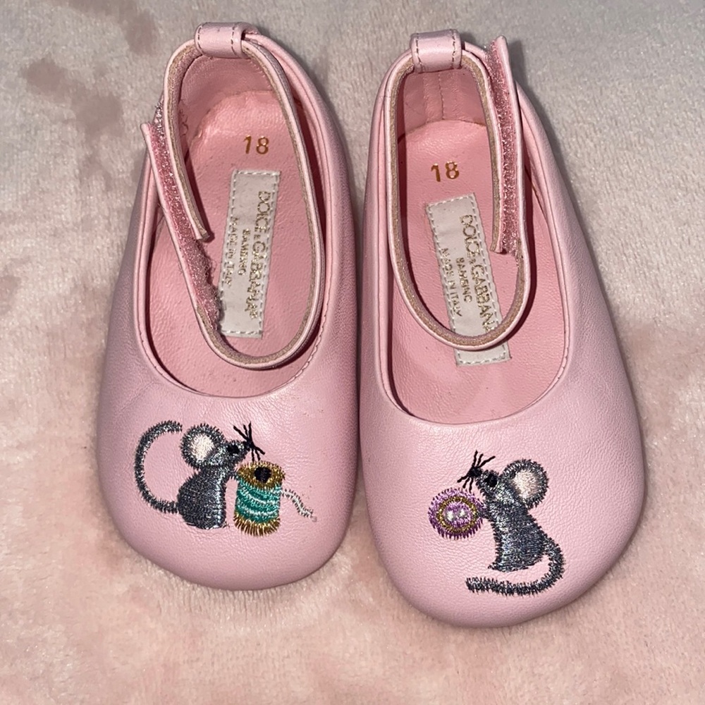 Baby shoes